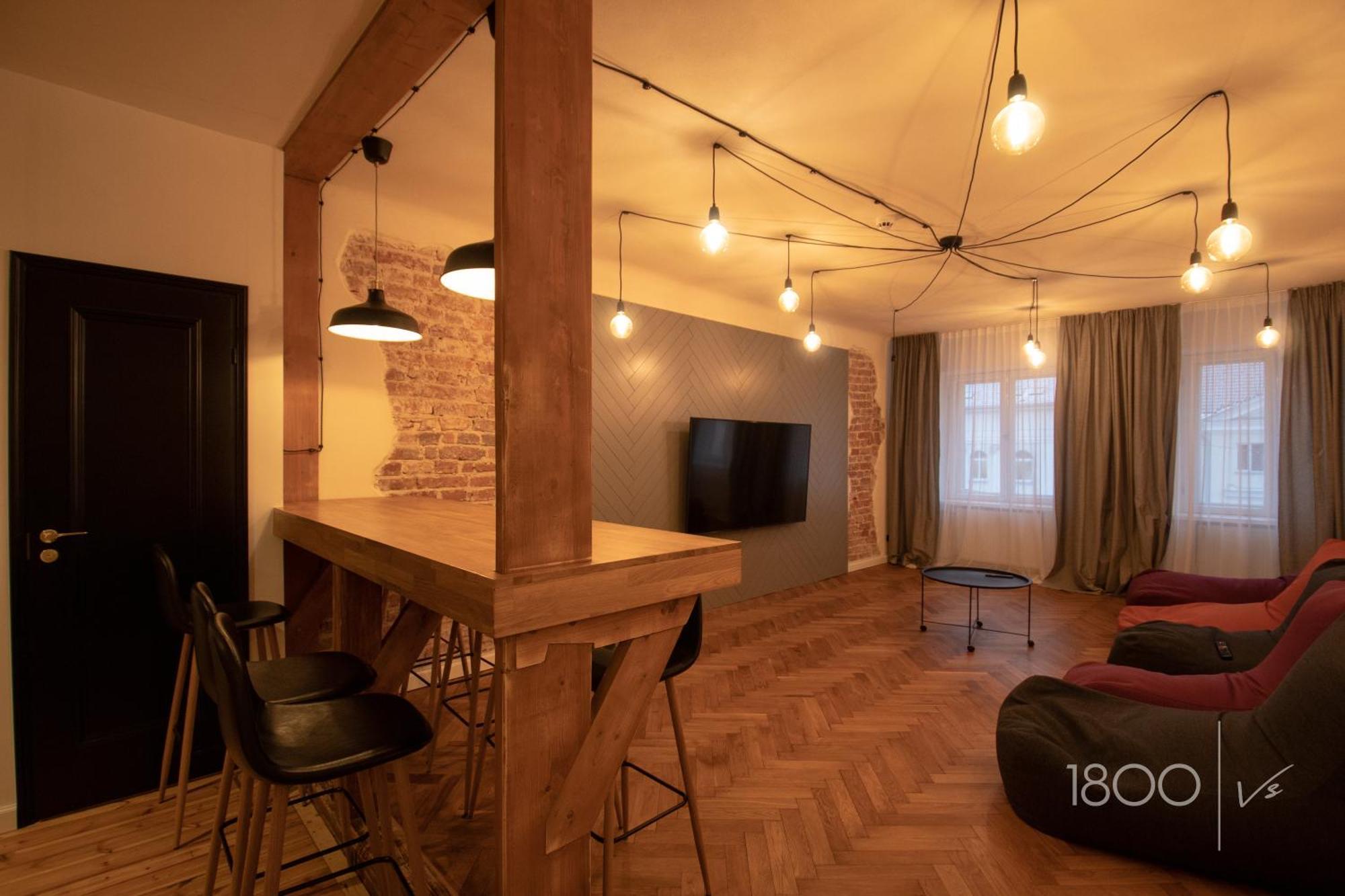 1800 By Vince Stay - Private Rooms In Town Hall Square Ταρτού Εξωτερικό φωτογραφία