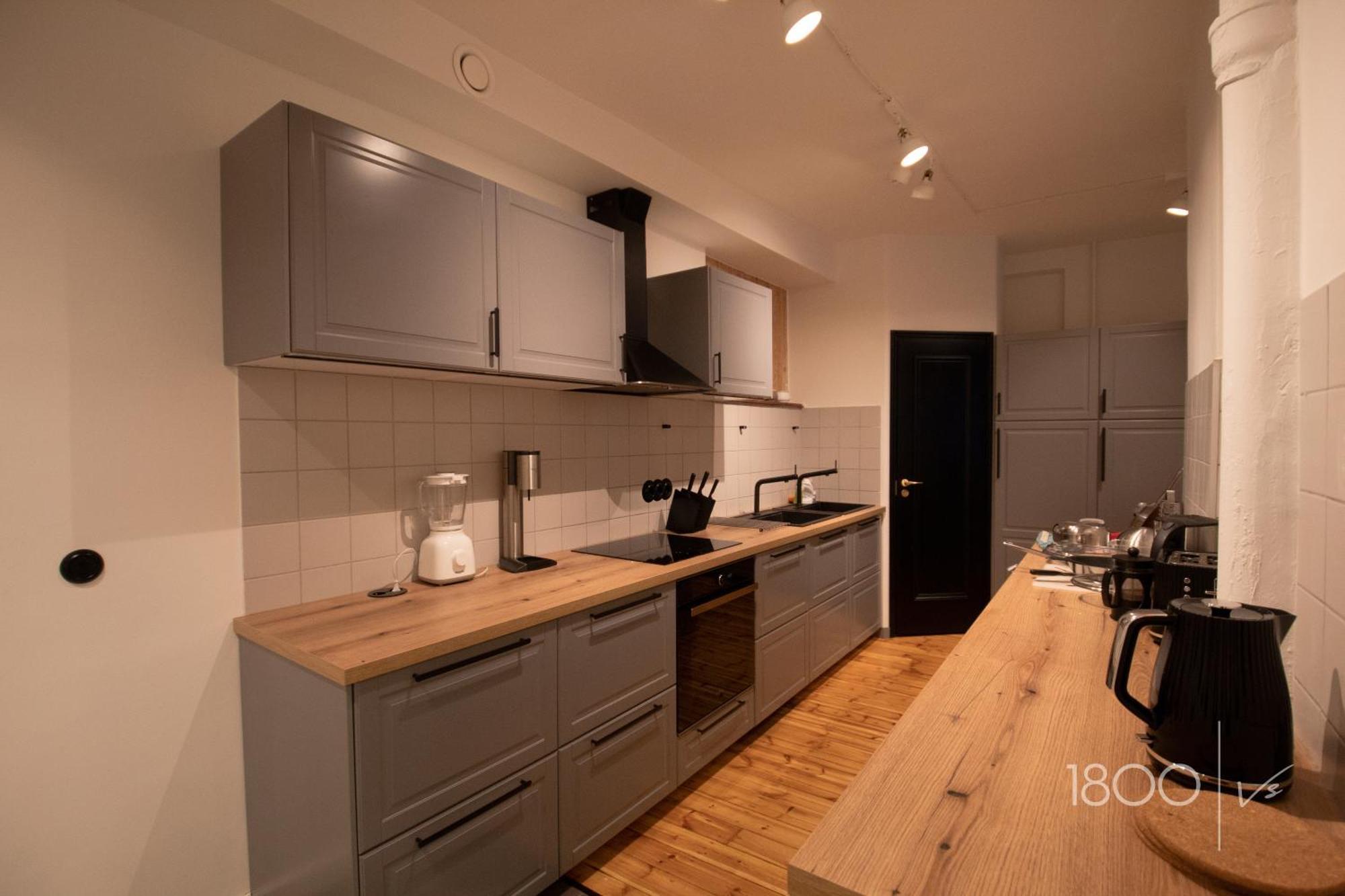 1800 By Vince Stay - Private Rooms In Town Hall Square Ταρτού Εξωτερικό φωτογραφία