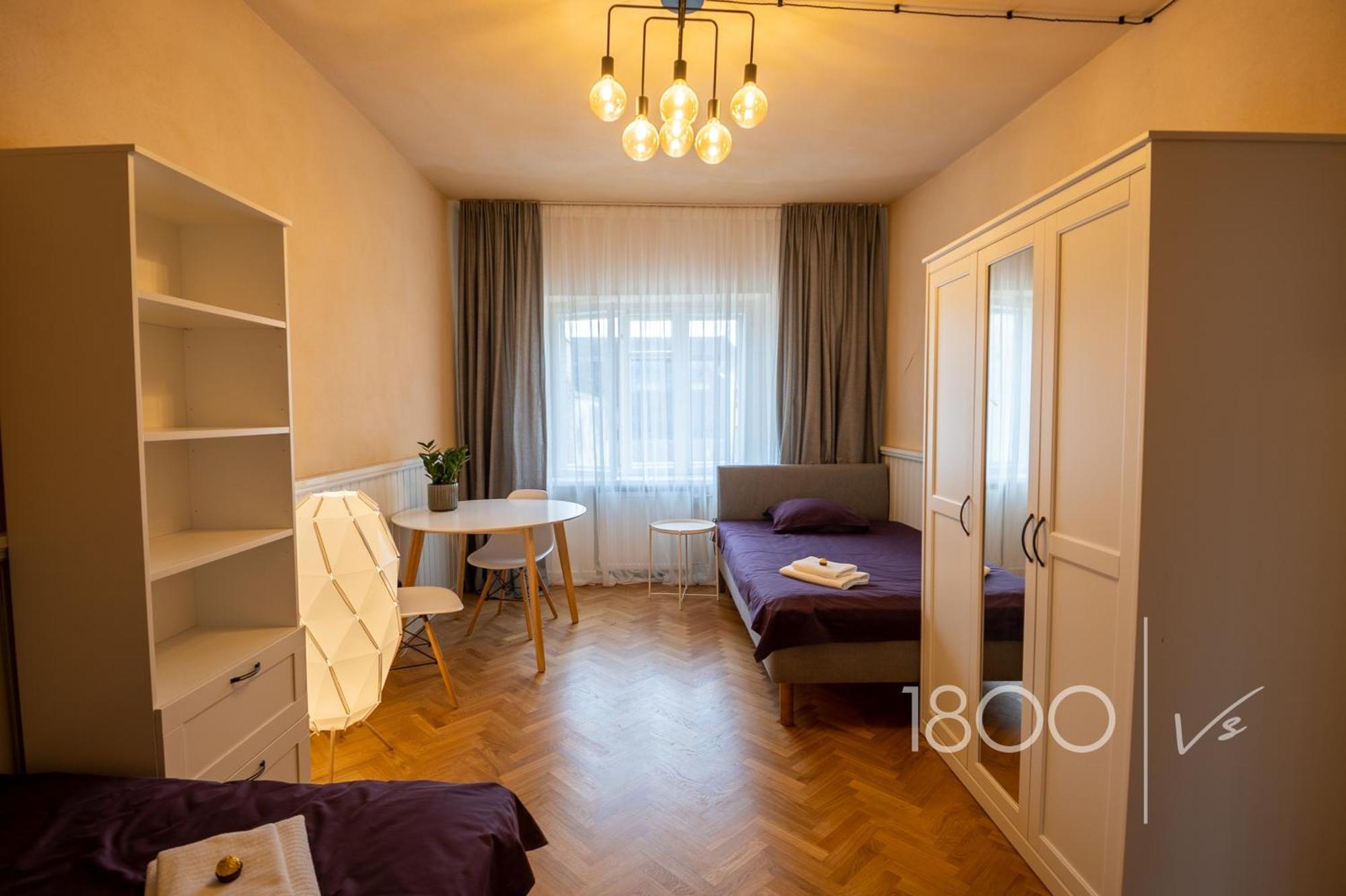 1800 By Vince Stay - Private Rooms In Town Hall Square Ταρτού Εξωτερικό φωτογραφία