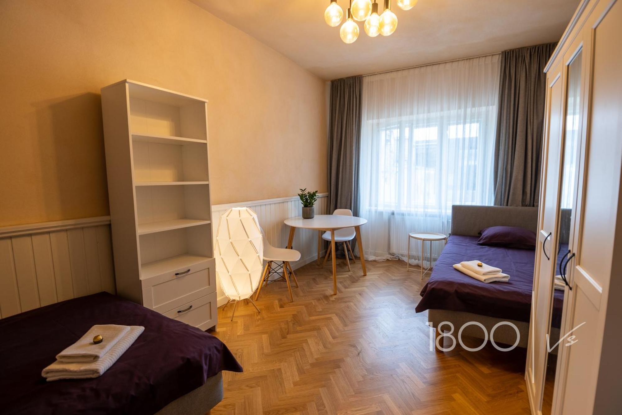 1800 By Vince Stay - Private Rooms In Town Hall Square Ταρτού Εξωτερικό φωτογραφία