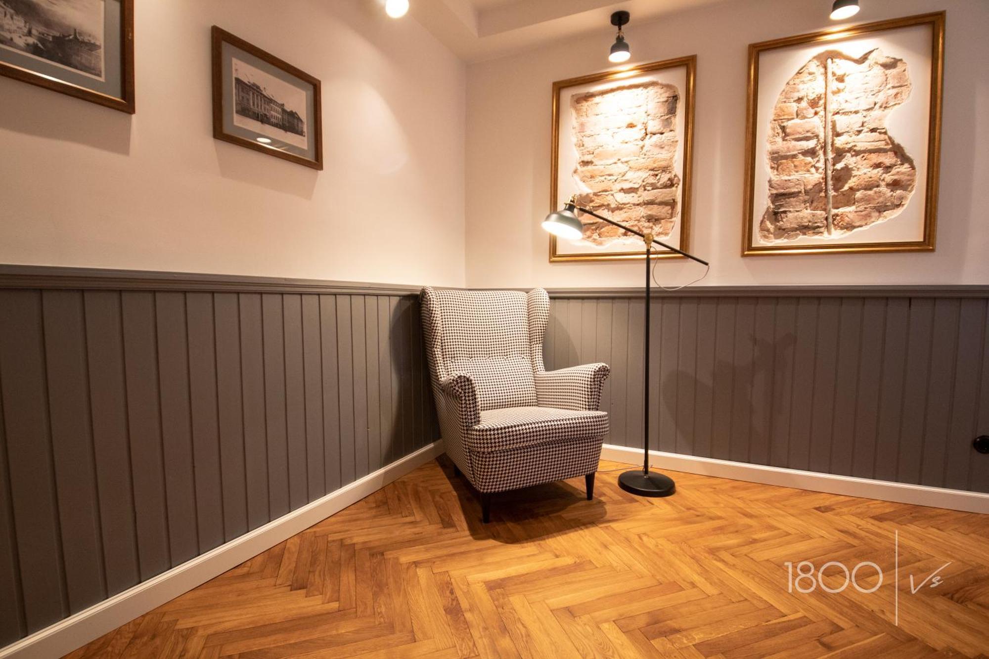1800 By Vince Stay - Private Rooms In Town Hall Square Ταρτού Εξωτερικό φωτογραφία